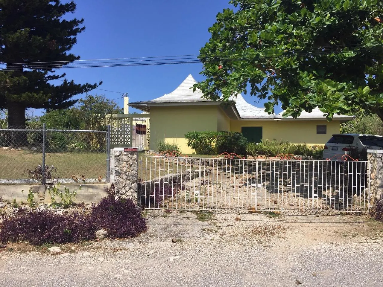 Five Gables Hostel Montego Bay