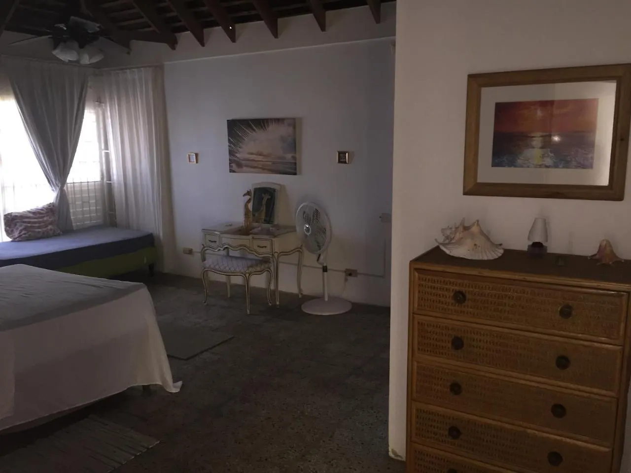 Five Gables Hostel Montego Bay 0*,